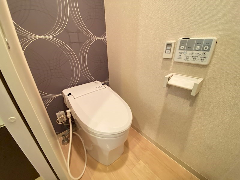 ICUBE トイレ