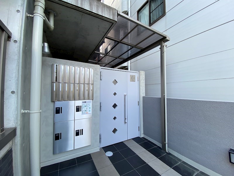 ICUBE エントランス
