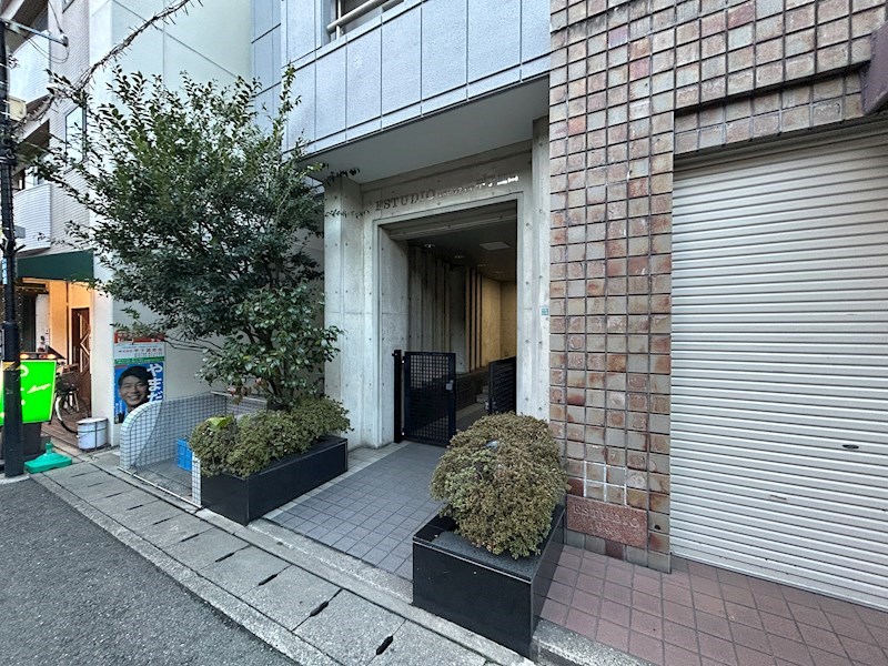 エストゥディオ甲子園口 エントランス