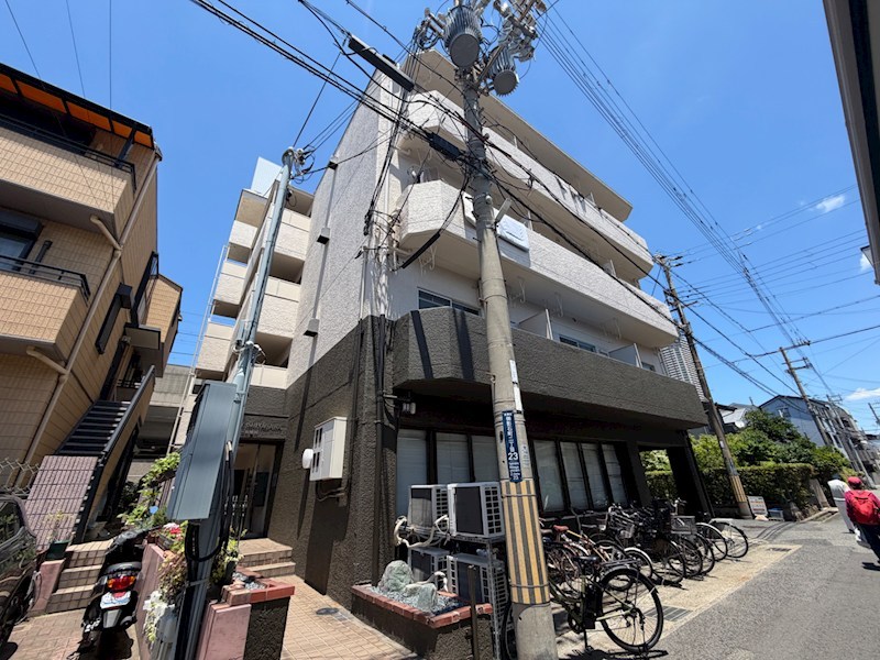 ドミトリー石屋川 外観