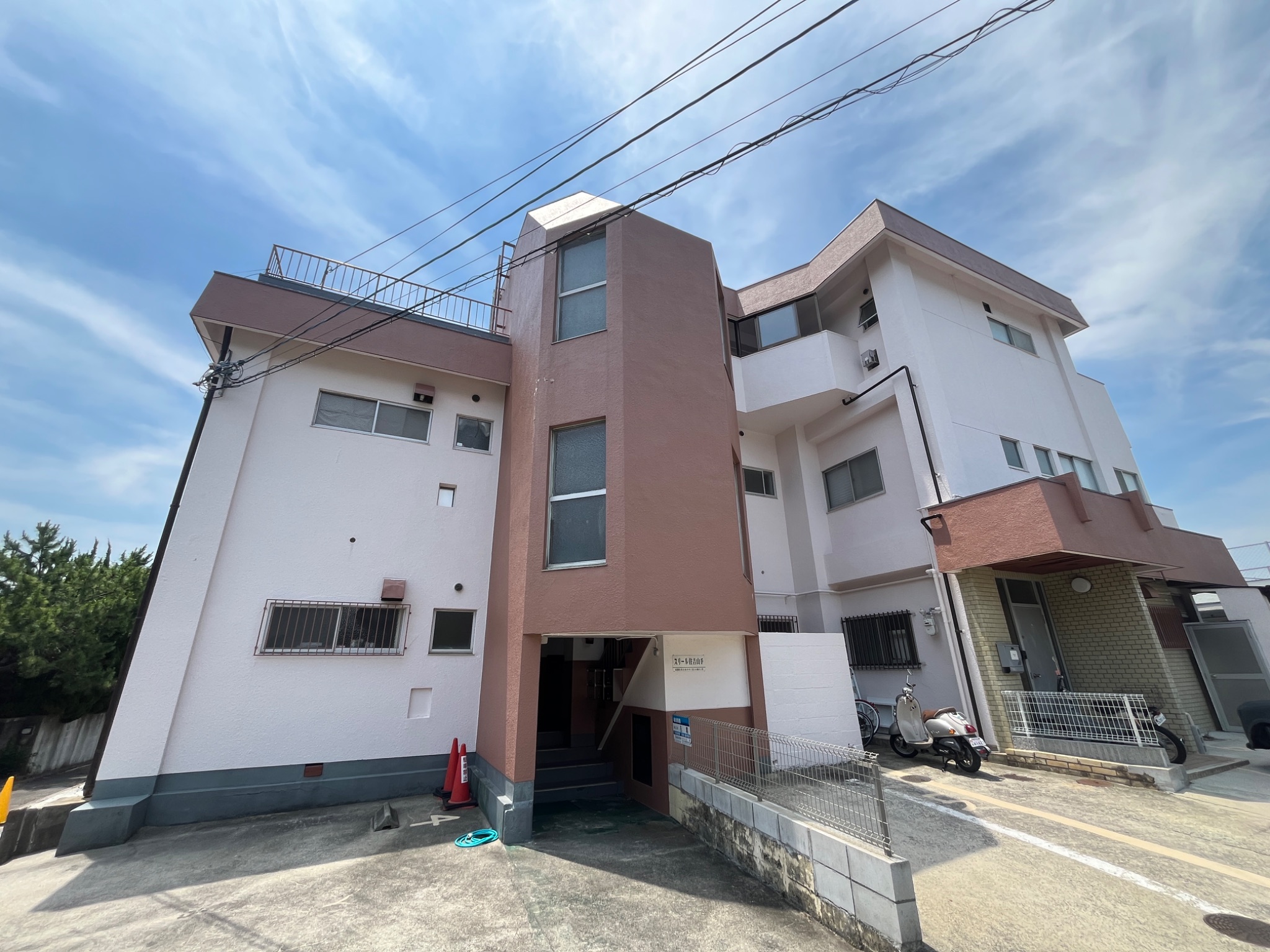 スリール住吉山手 エントランス