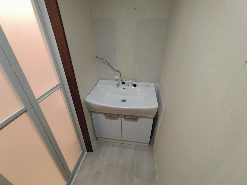 兵庫県西宮市上鳴尾町 洗面所