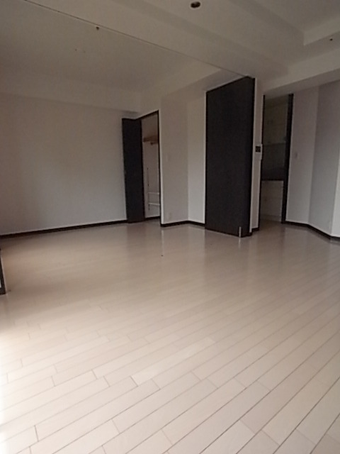 エステムプラザ神戸元町・海岸通 リビング