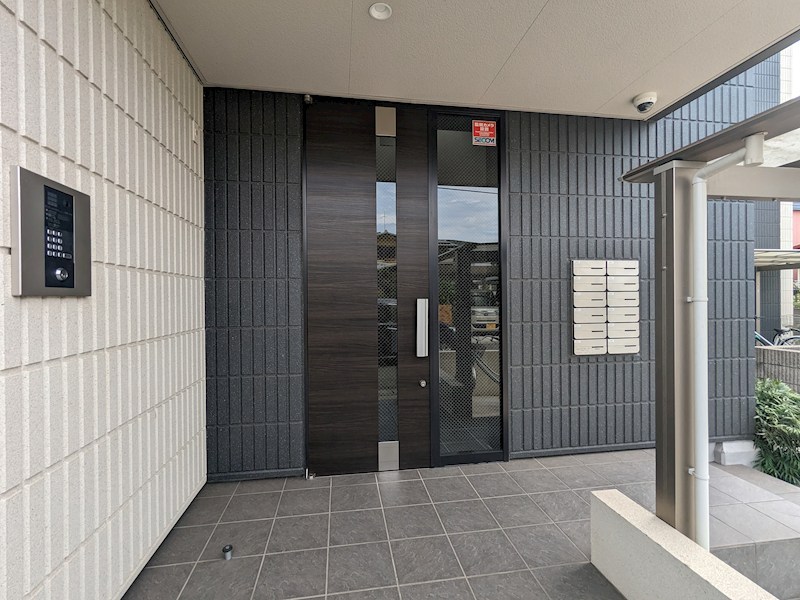 MAISON CHARME エントランス