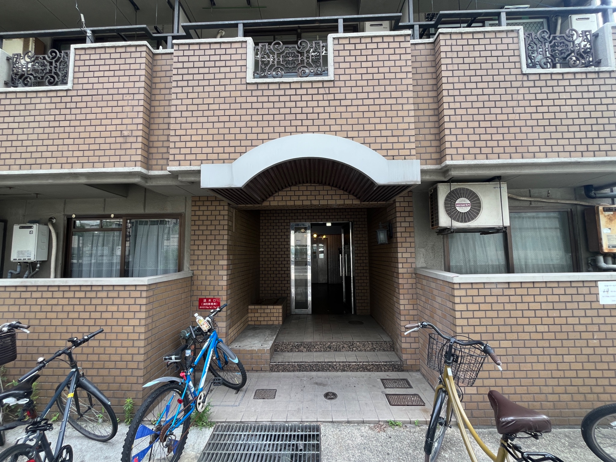 クレアドル芦屋西 エントランス