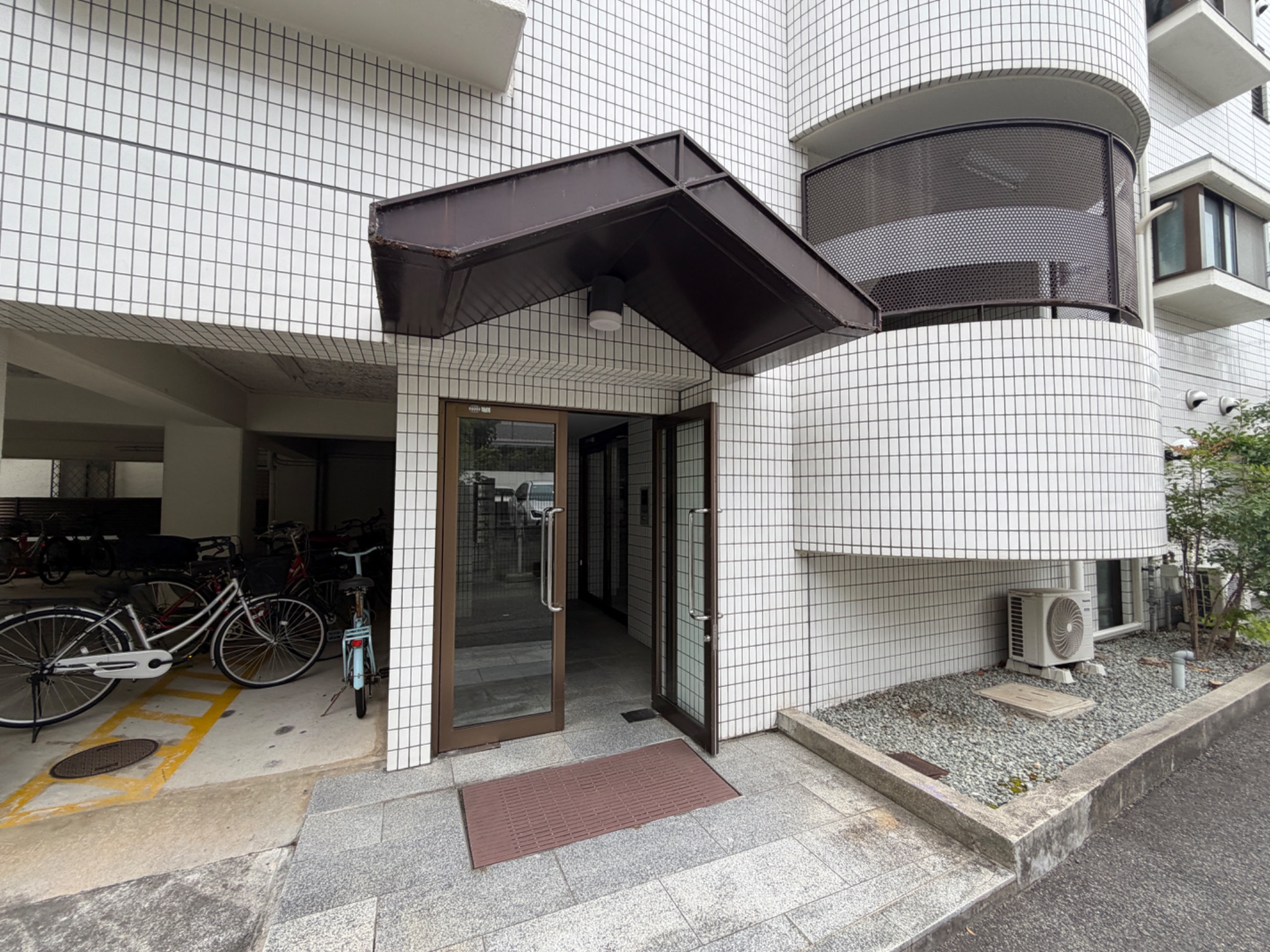 陽光プラザ エントランス