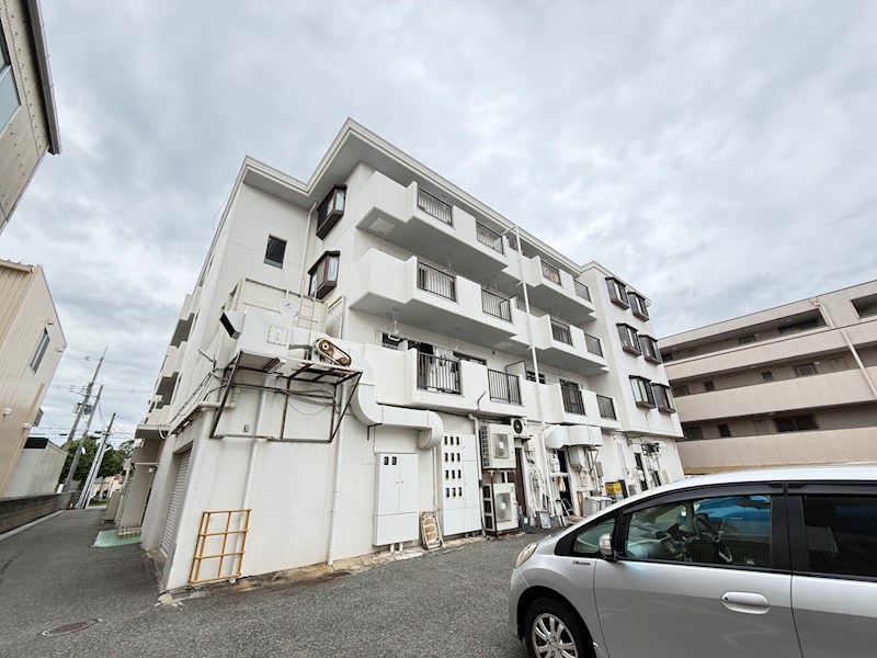 サンシャイン川久 外観
