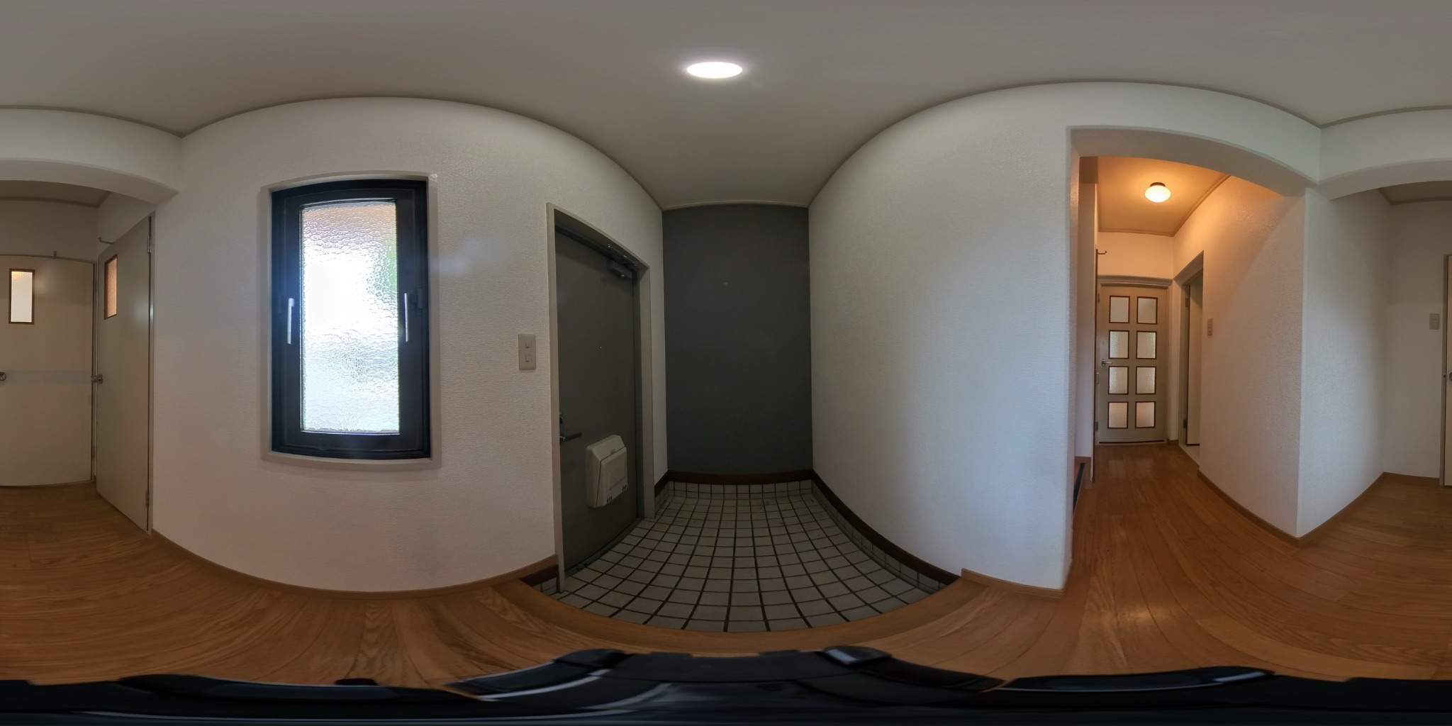 ネオセゾン上月 玄関