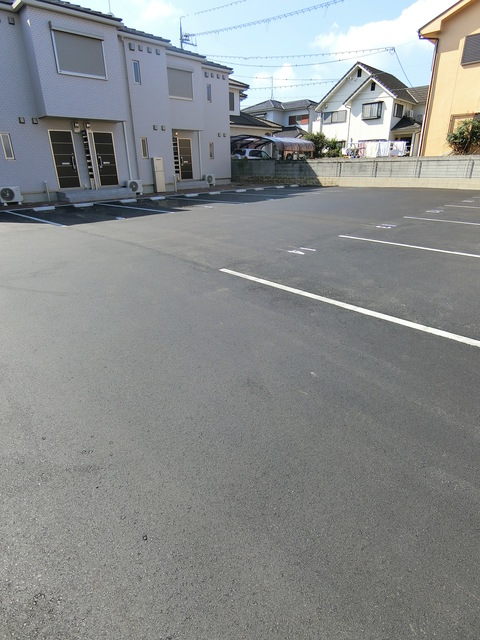 パディーノーブル 駐車場