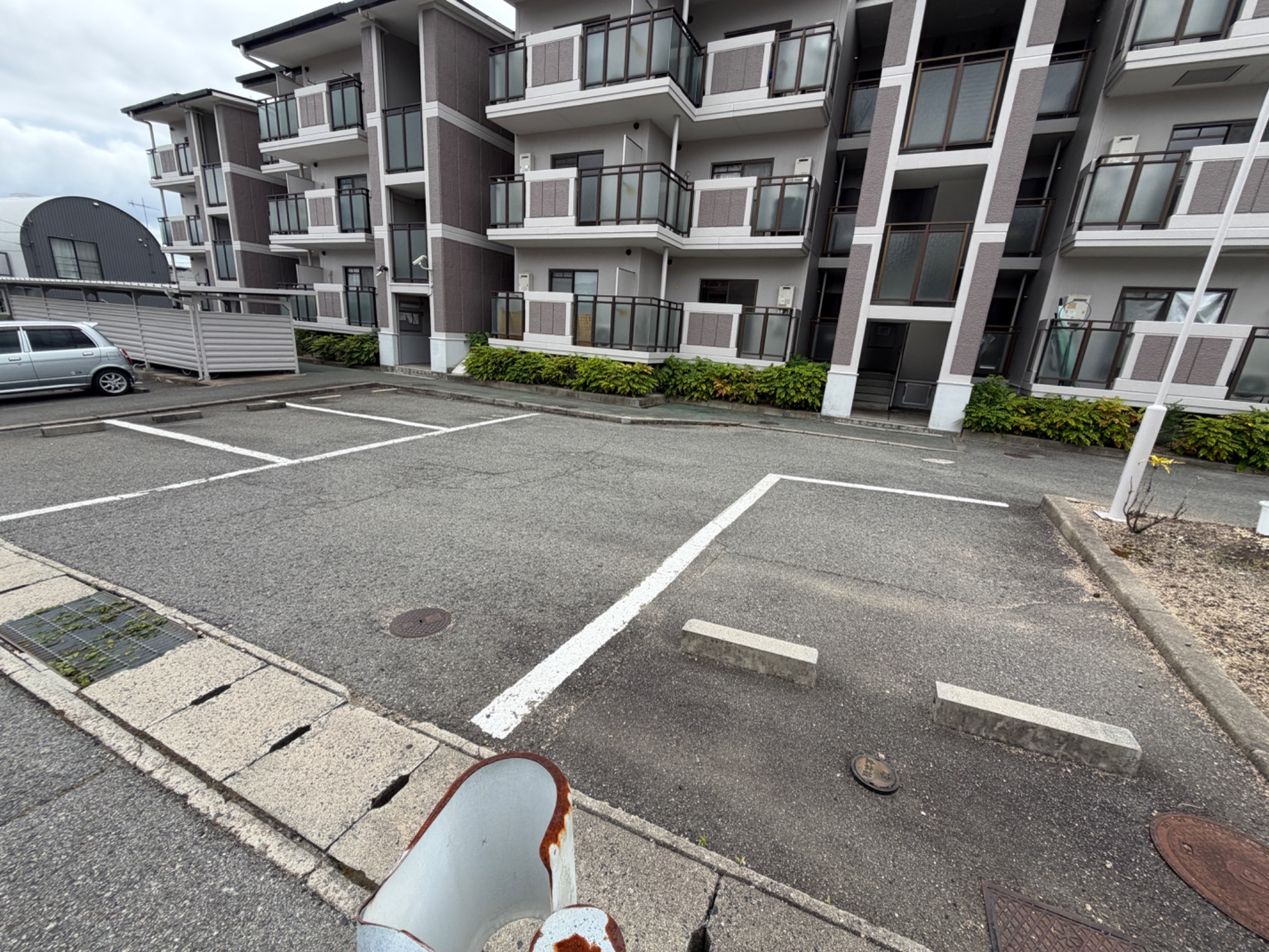 リバーサイド北別府 駐車場