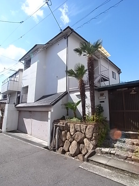 アーバン浅尾 エントランス