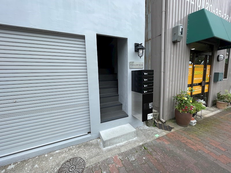 兵庫県神戸市中央区坂口通６丁目 エントランス