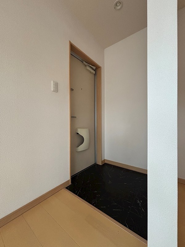 アクロス芦屋西アパートメント2 玄関