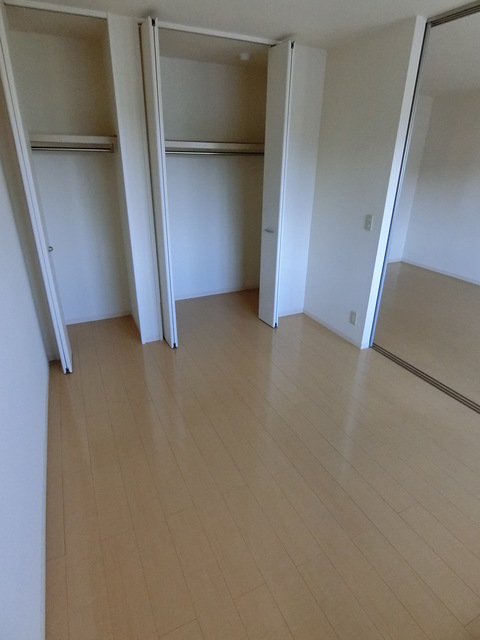 アルコバレーノ潤和 ベッドルーム
