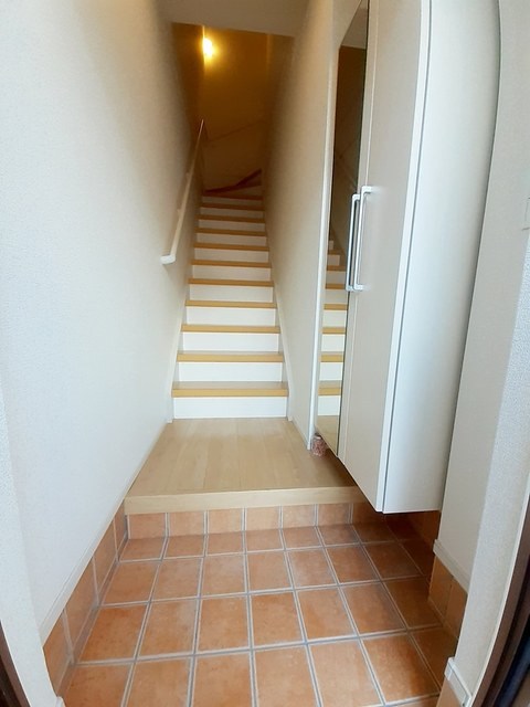 ラ・ルーノ1番館 玄関