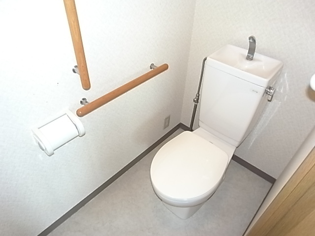 ビューネ西宮五段坂 トイレ