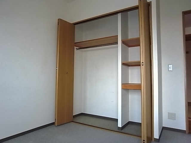 ビューネ西宮五段坂 収納