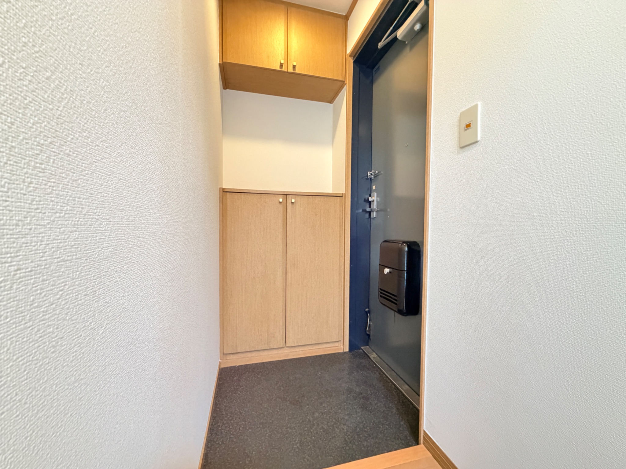 兵庫県西宮市上鳴尾町 玄関