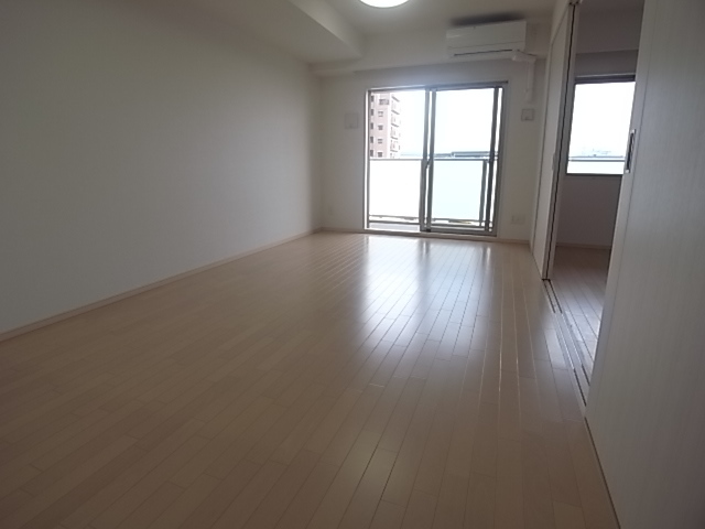 サニープレイス西芦屋 2号館 ベッドルーム