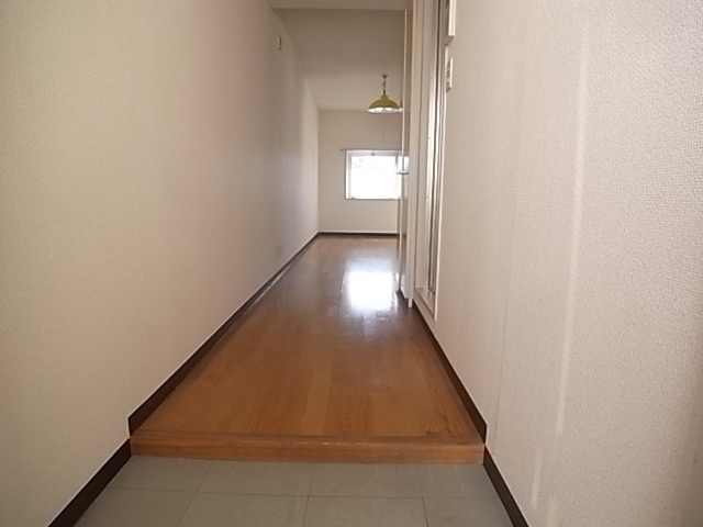 リーベ三宮 玄関