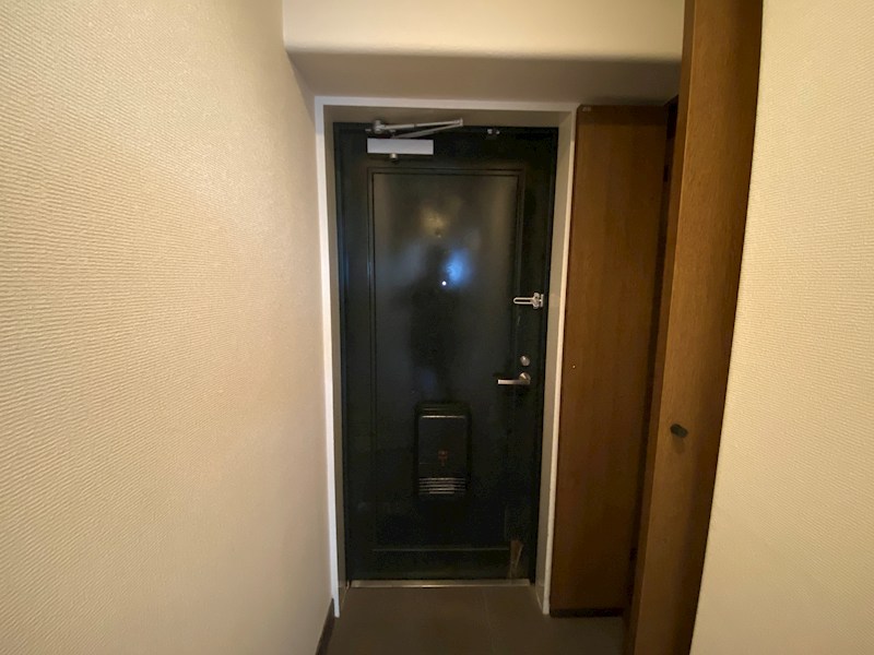 サンプラザ本山南 玄関