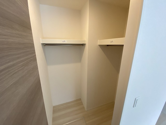 YKメゾン向陽 収納