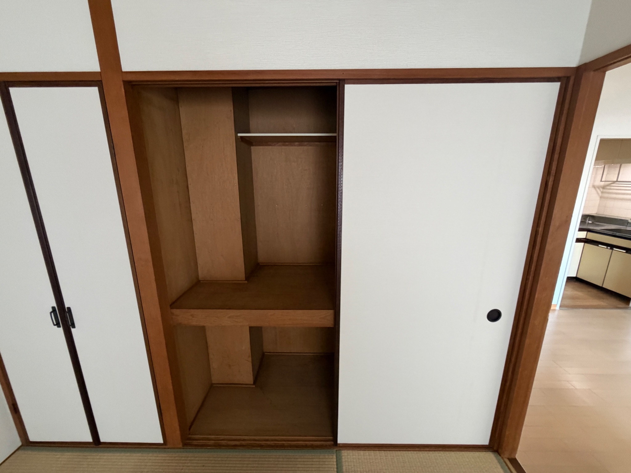 クレドール西明石3 収納