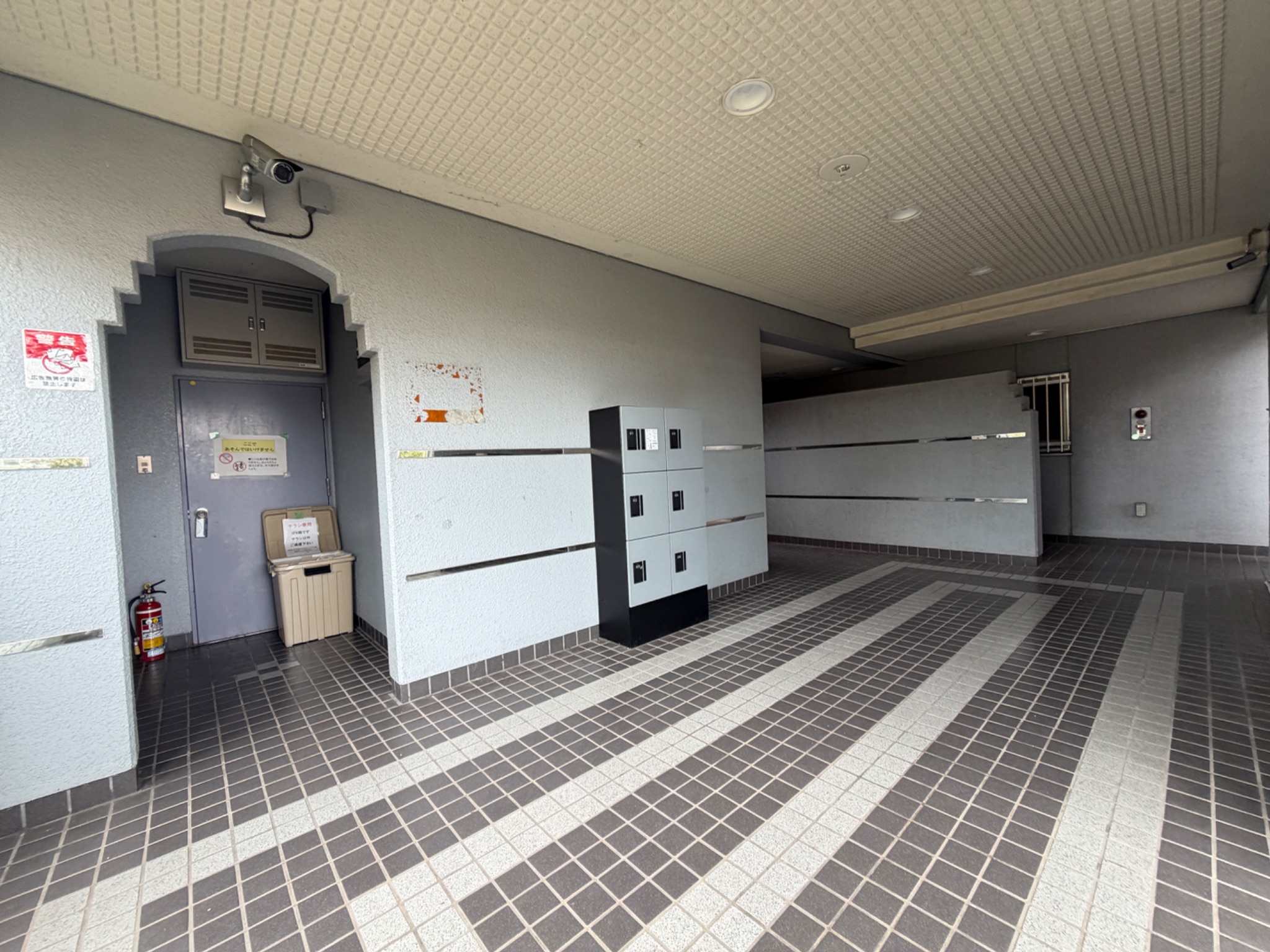 フローリッシュ二見 ロビー