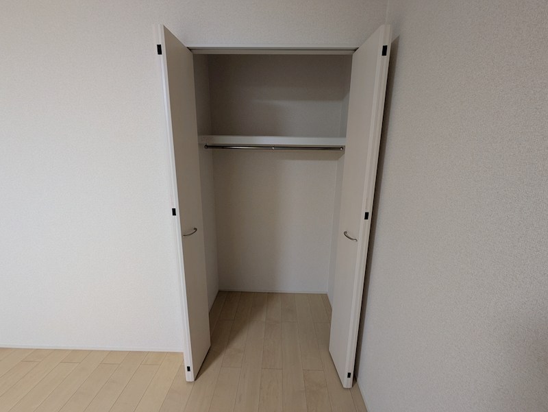 フジパレス西本町北通1番館 収納