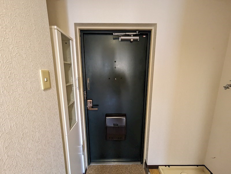 兵庫県西宮市青木町 玄関