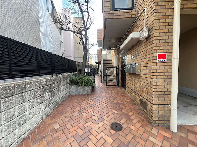 夙川アネックス3 エントランス