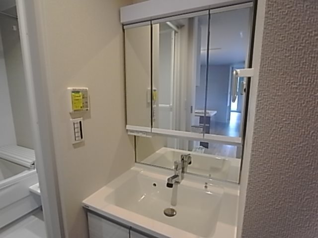 兵庫県西宮市笠屋町 洗面所