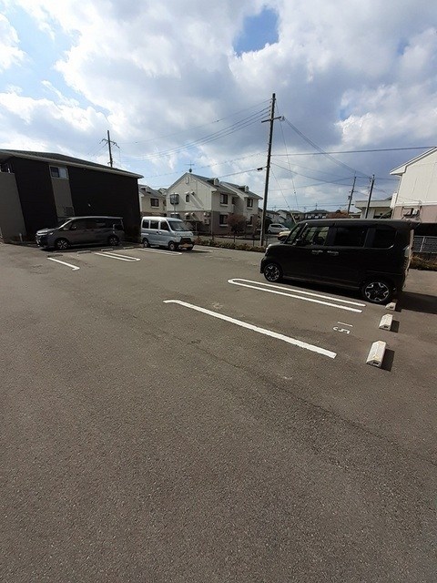アルコバレーノ7 ノース 駐車場