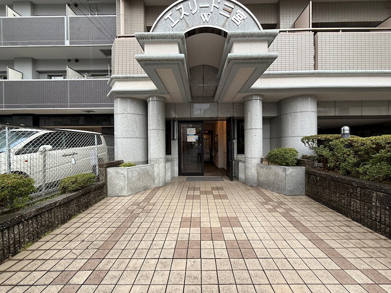 エスリード三宮 エントランス