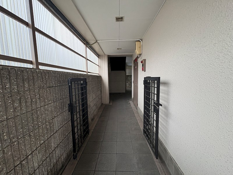 兵庫県神戸市中央区琴ノ緒町３丁目 エントランス