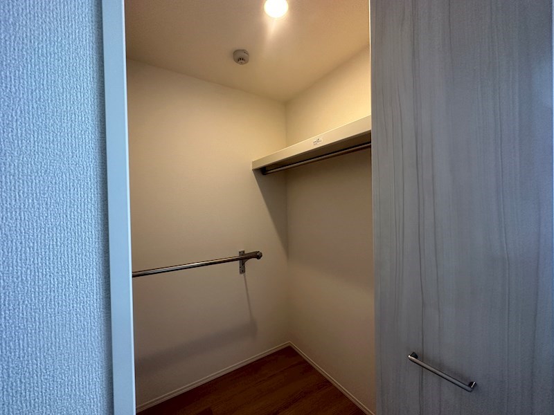 エレナ本山 その他