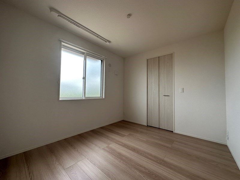 エレナ本山 その他