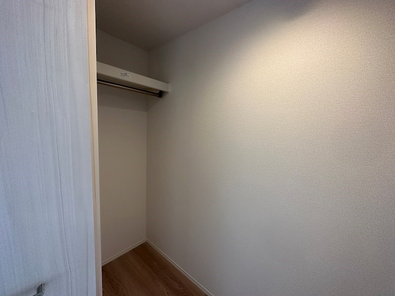 エレナ本山 その他