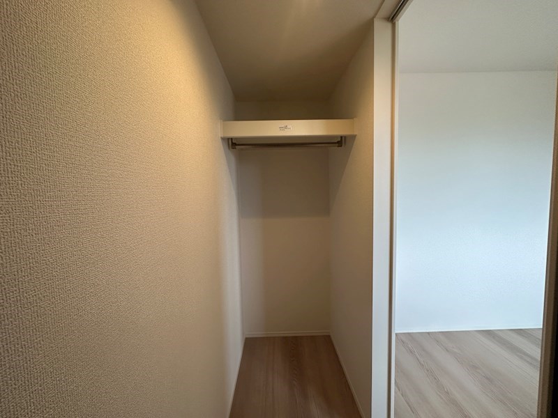 エレナ本山 その他