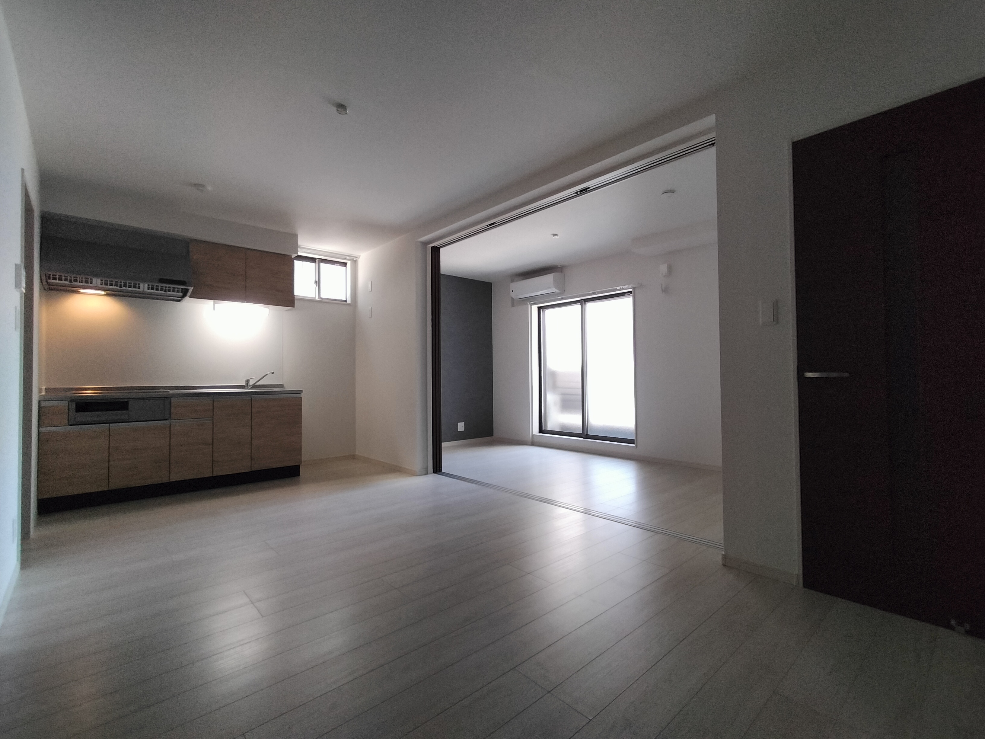 THE RESIDENCE 大庄西町 リビング