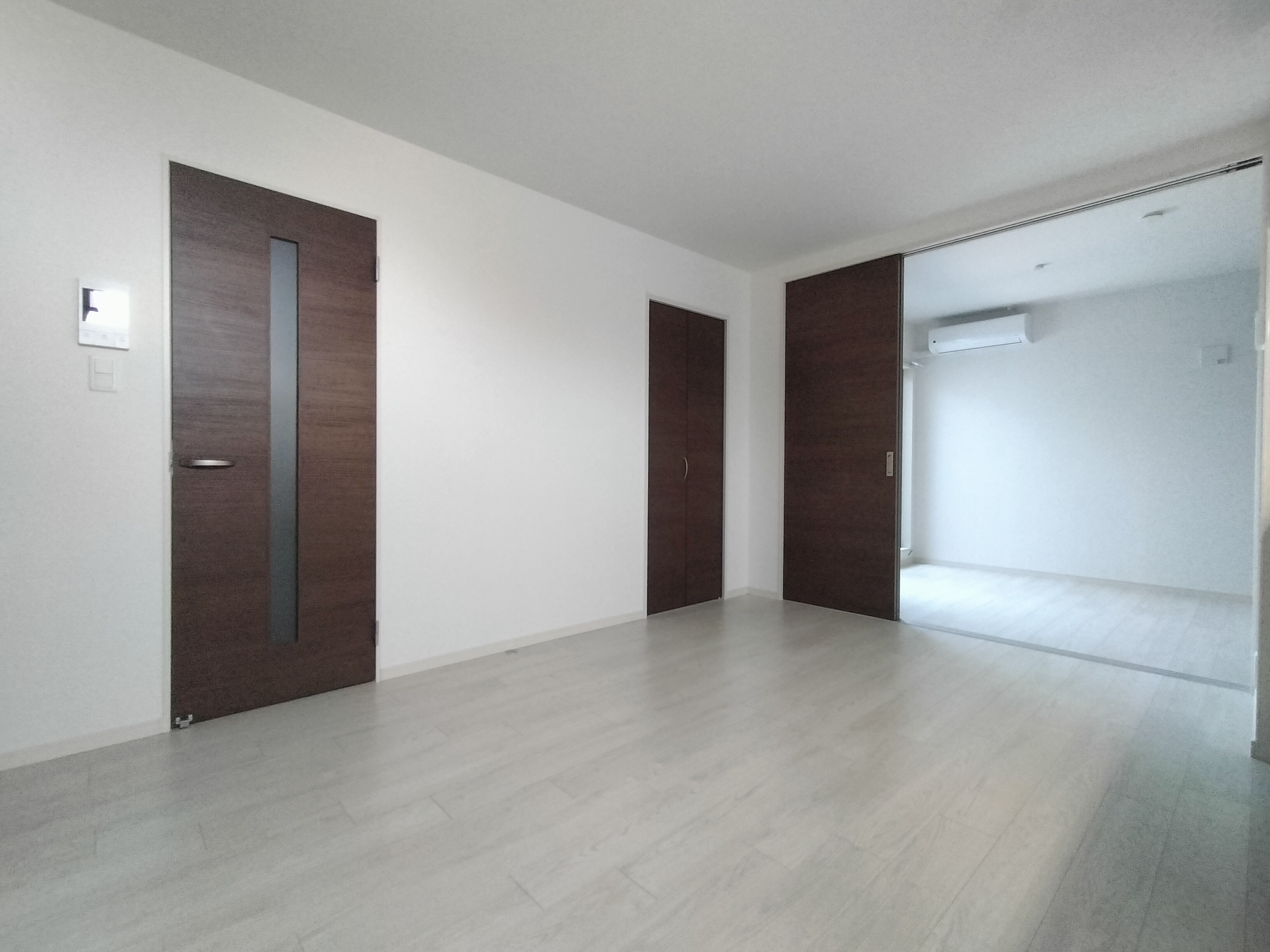 THE RESIDENCE 大庄西町 リビング