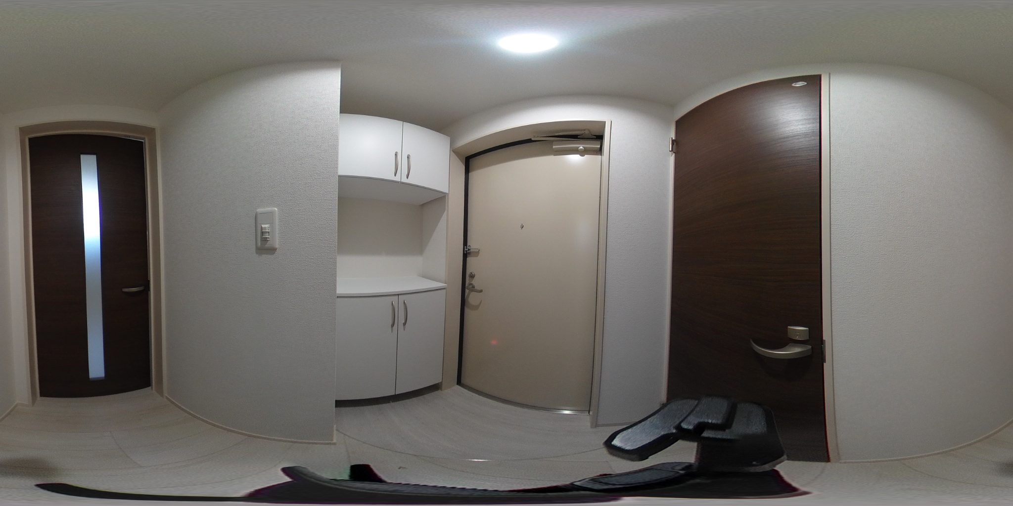 THE RESIDENCE 大庄西町 玄関