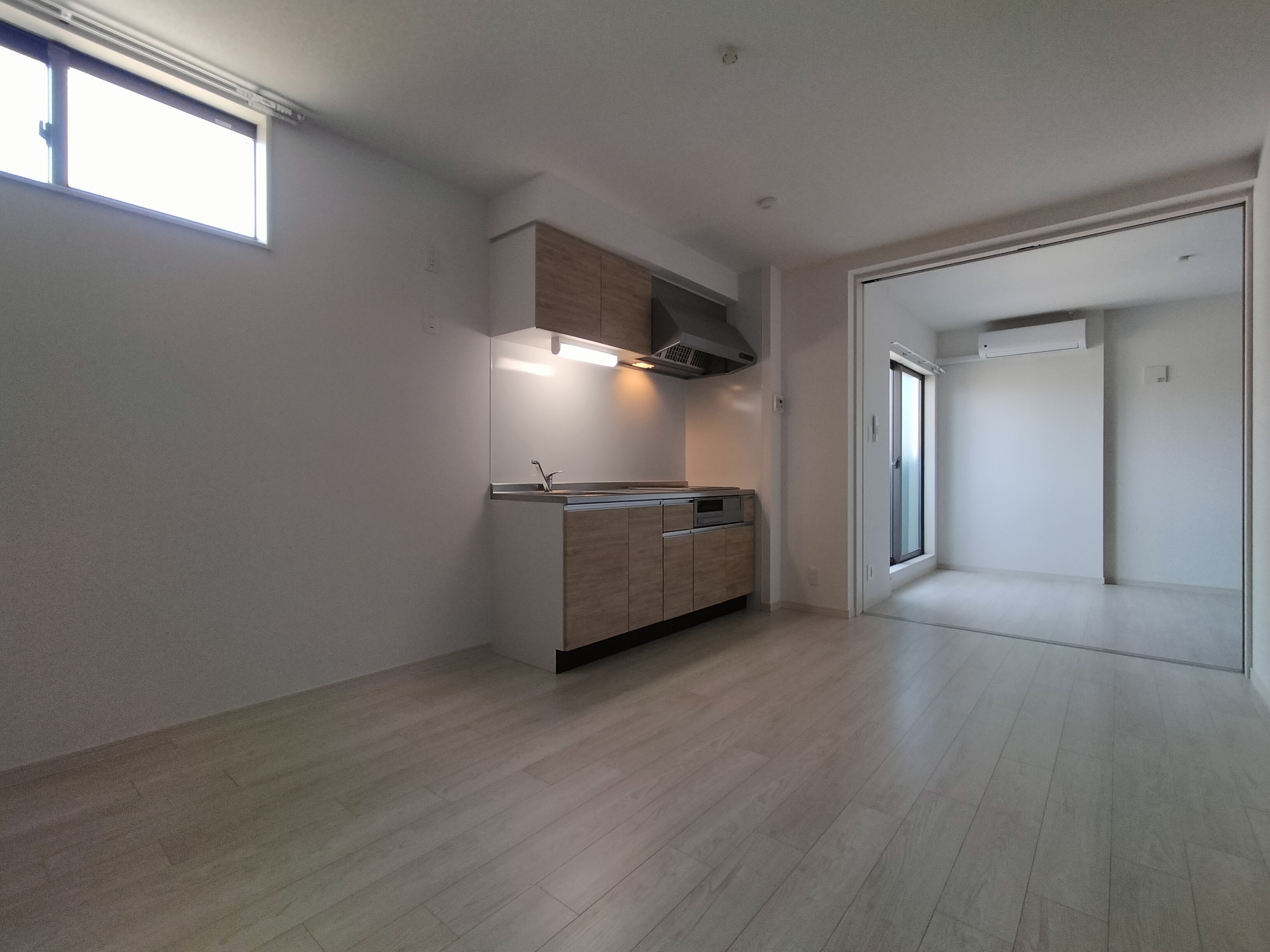 THE RESIDENCE 大庄西町 リビング