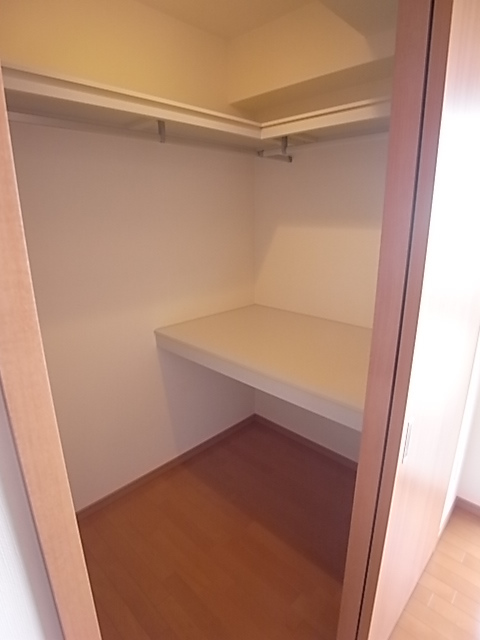 グランジェ東甲子園 収納