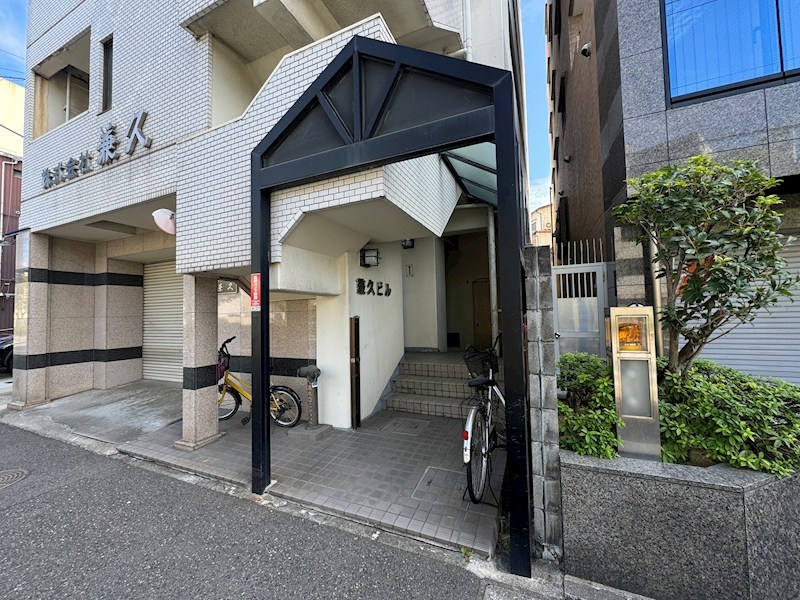 兼久マンション エントランス