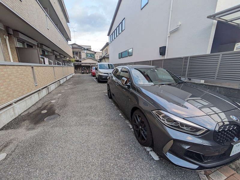 グレースWAKO 駐車場
