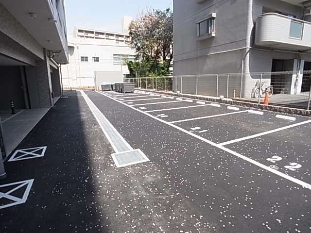 エスプレイス神戸ウエストゲート 駐車場