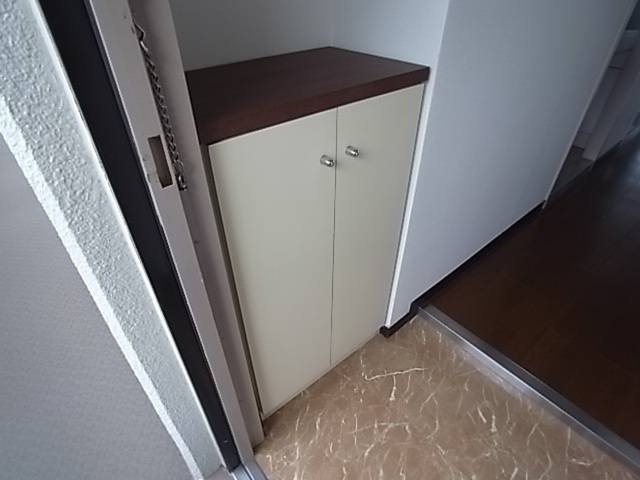 兵庫県神戸市東灘区森北町６丁目 玄関
