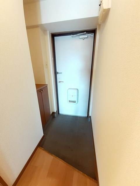 いちご館 玄関
