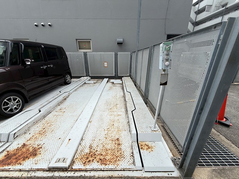 アビタ・コア1 駐車場